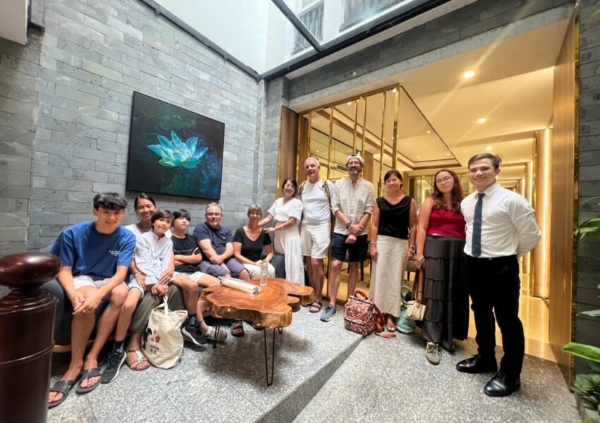 Greetings from VNA Team