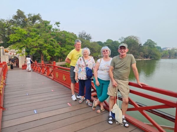 Hoan Kiem Lake