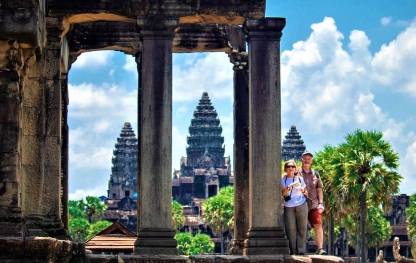 Vietnam Cambodia Tour 10 Days: Saigon, Mekong Delta, Phnom Penh & Siem Reap Angkor Temples