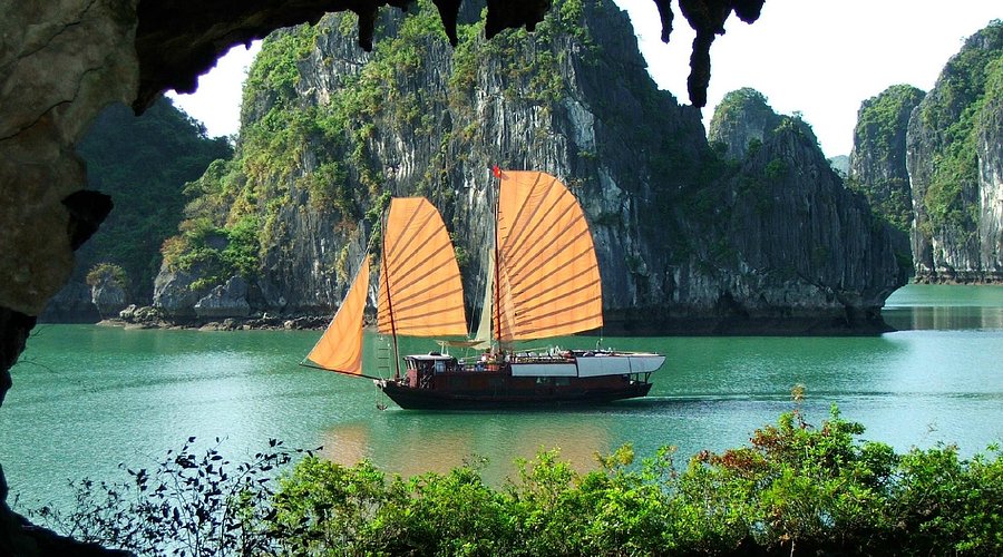 Ha Long is one of the famous destinations on the Vietnam Authentic Adventure 14 Days itinerary