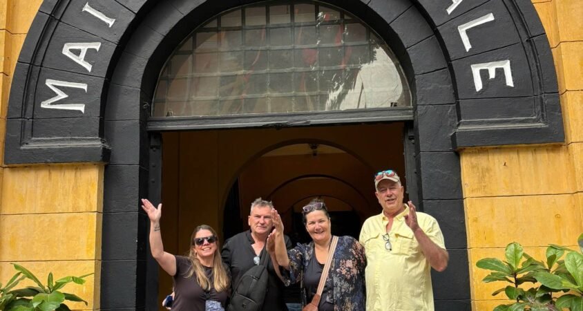 hoa lo prison in hanoi