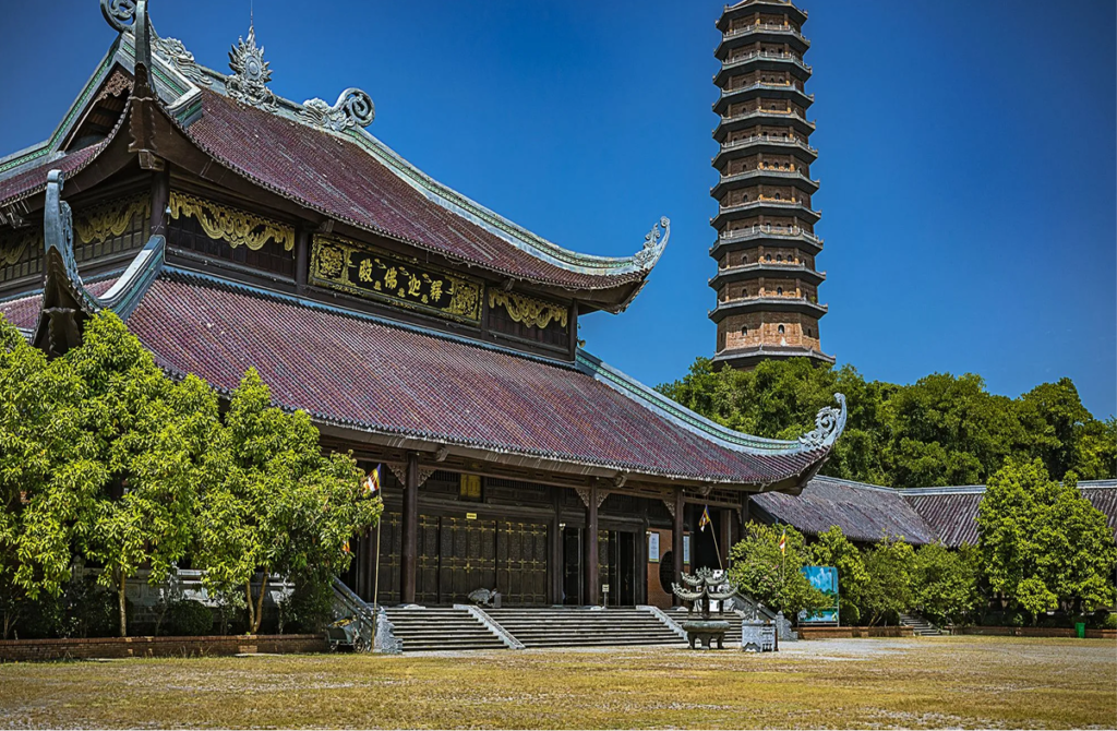 Best Time to Visit Bai Dinh Pagoda