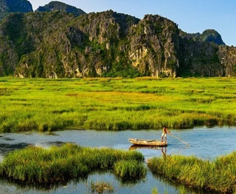 Uncovering Van Long Lagoon – The Quiet Beauty of Ninh Bình