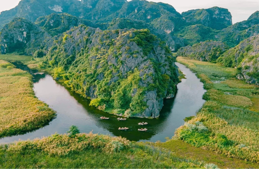 Van Long Lagoon Ninh Binh – A Hidden Wetland Paradise In Northern Vietnam (2)