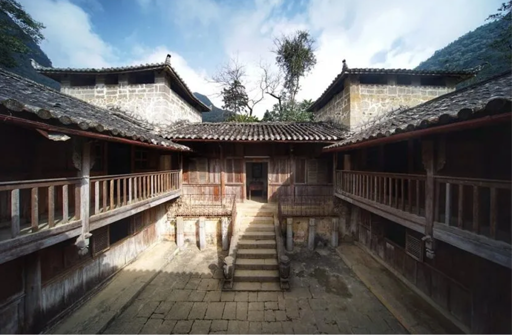 Vuong Family Mansion