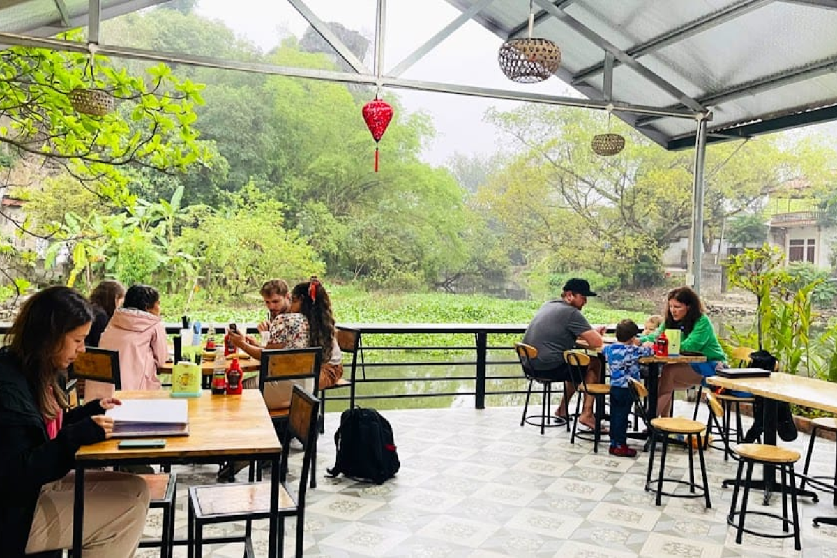 Best Local Restaurants in Ninh Binh