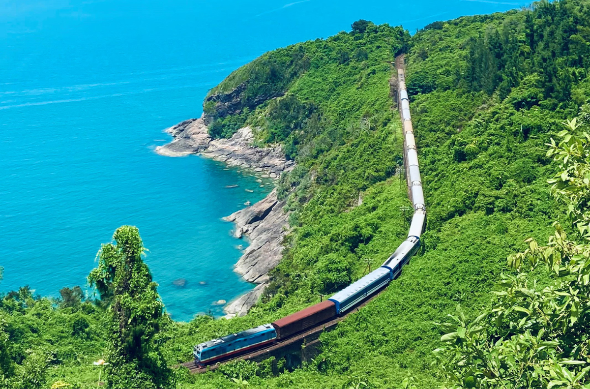 The stunning winding mountain pass at Hai Van Pass overlooks the sea.