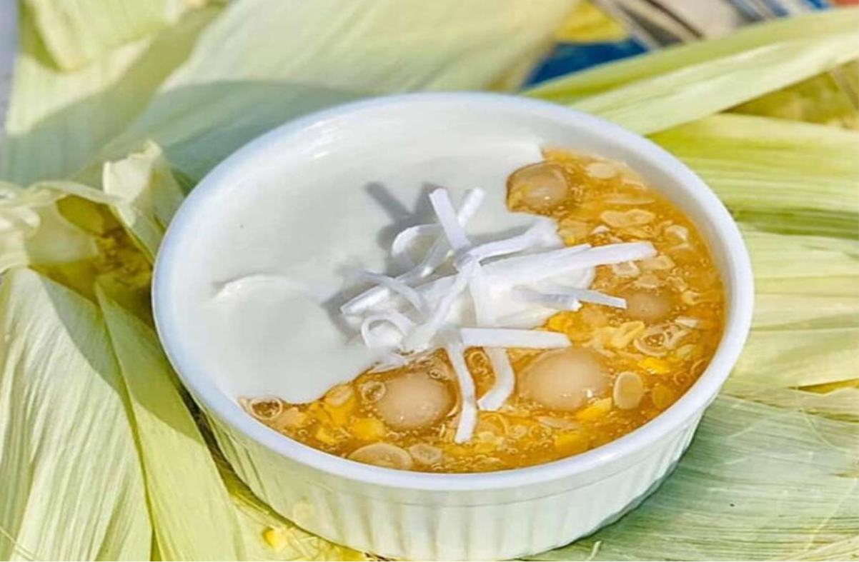 Hoi An Sweet Soup – A traditional local dessert loved for its sweet and refreshing taste.