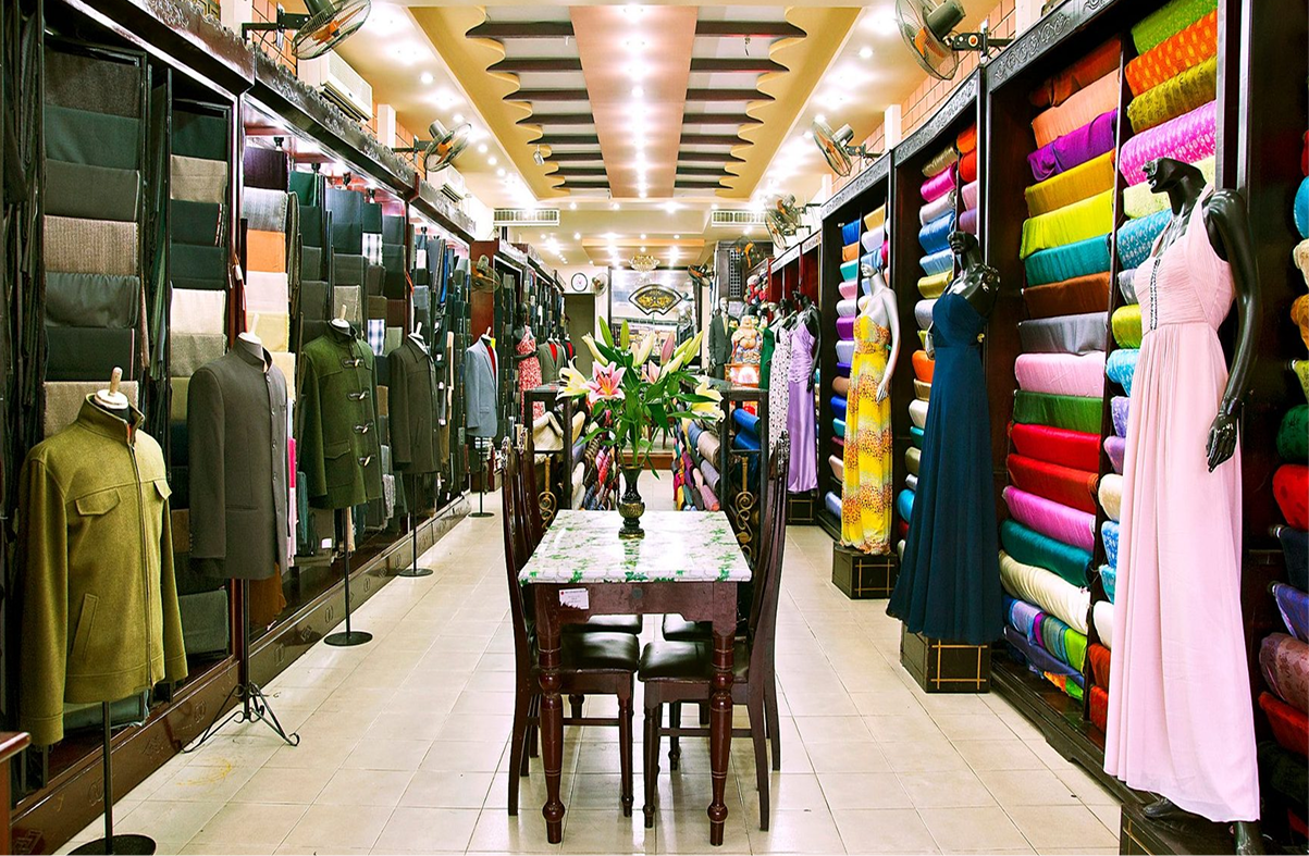Hoi An famous for tailoring