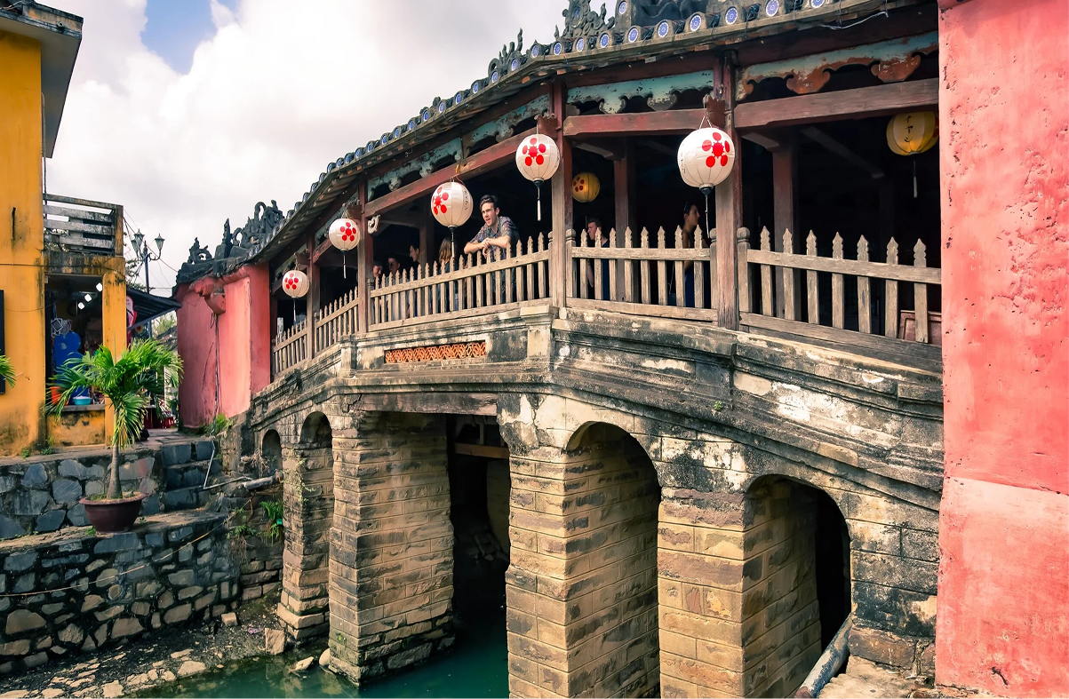Introduction to the Japanese Covered Bridge