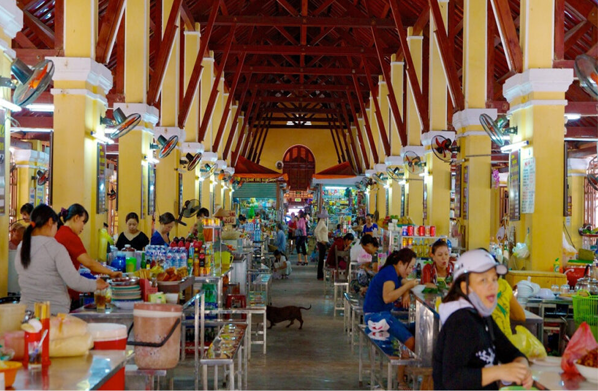 Layout and main areas of Hoi An Central Market