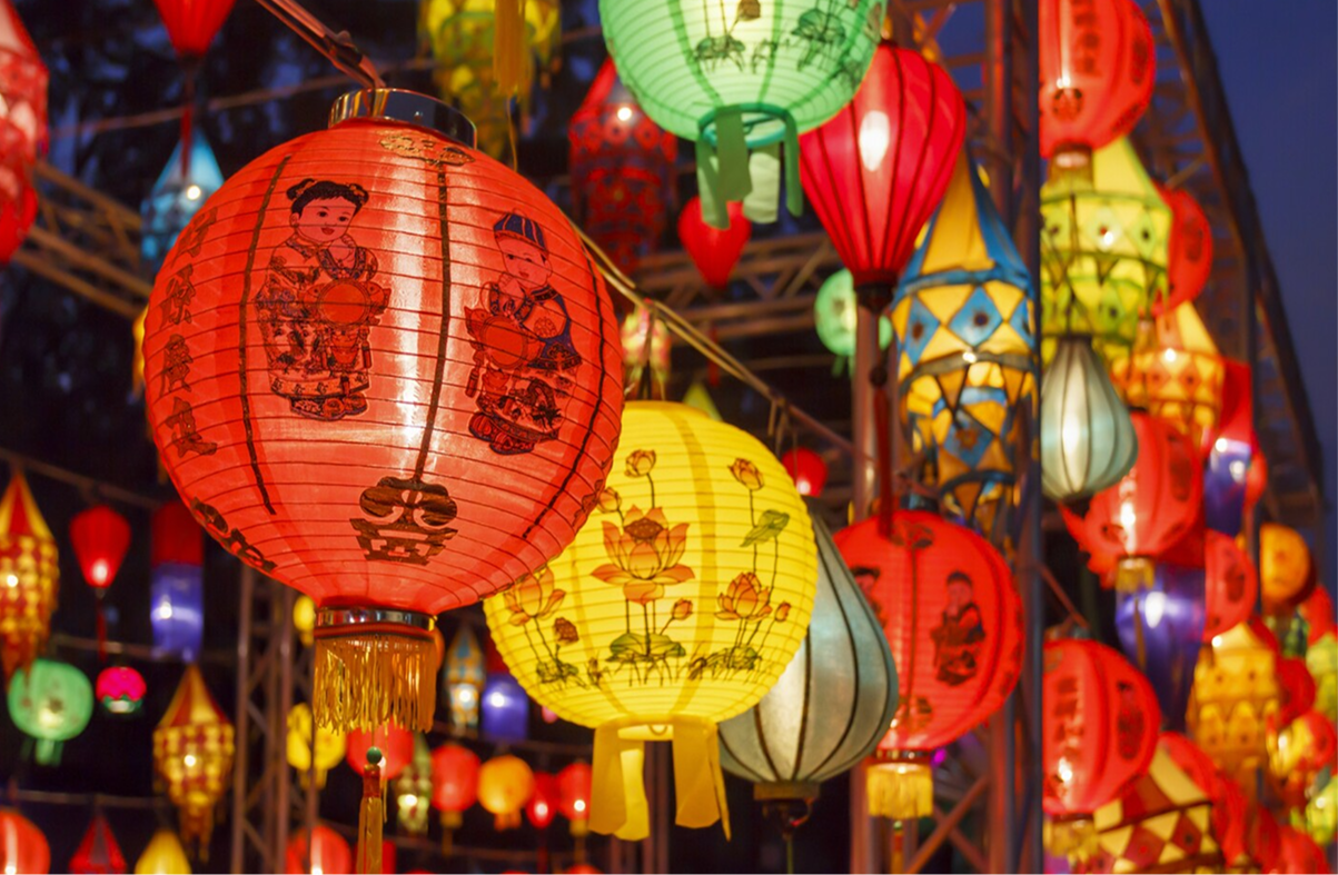 Nhat Linh Lantern Manufacturing Workshop
