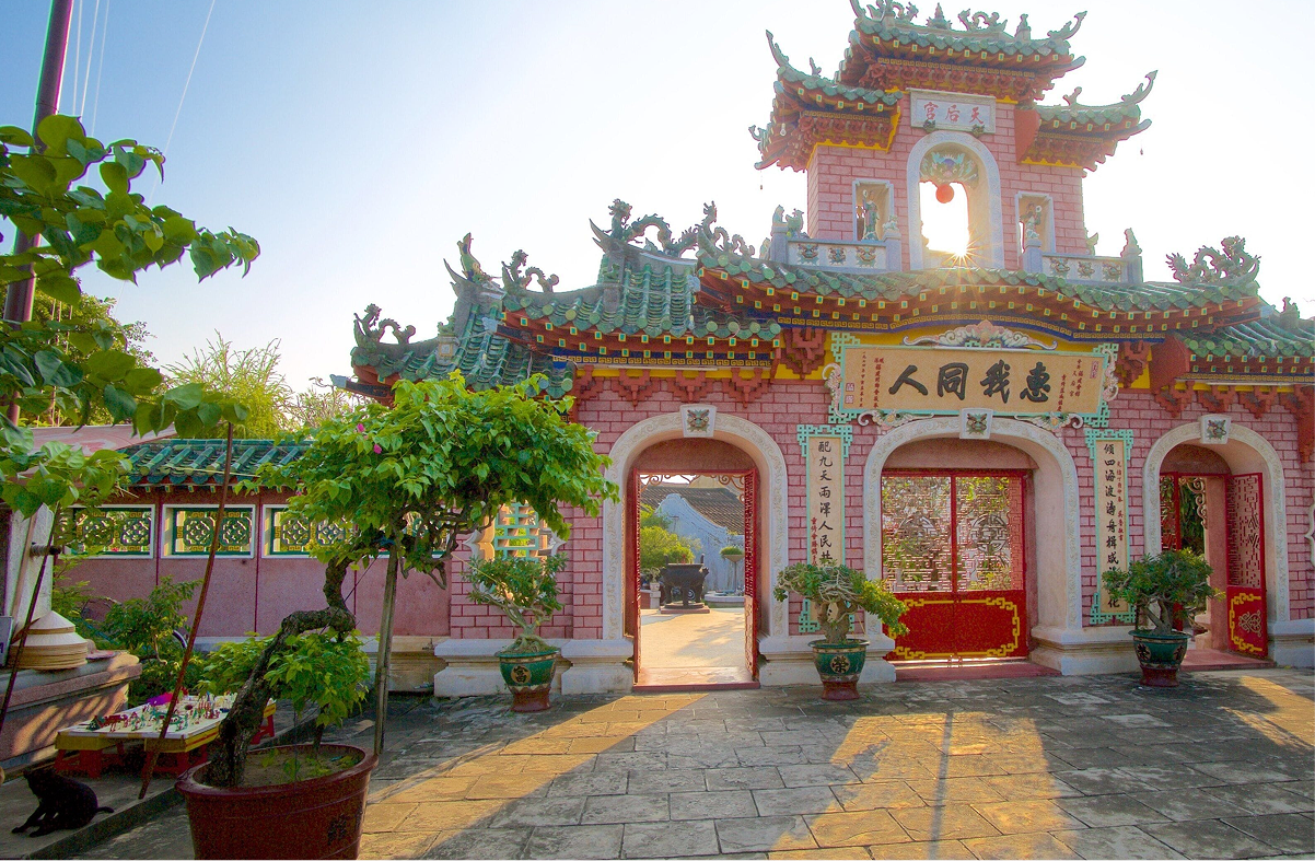 Overview of Phuc Kien Assembly Hall in Hoi An