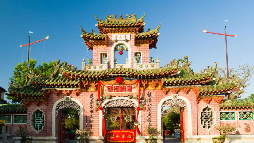 Visit Phuc Kien Assembly Hall In Hoi An Ancient Town