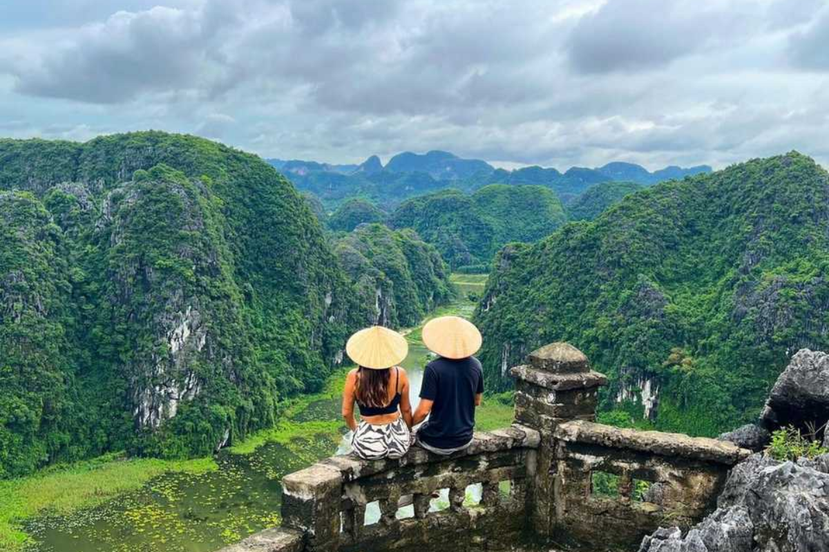 Discover Ninh Binh’s limestone landscapes, peaceful rivers, and timeless heritage