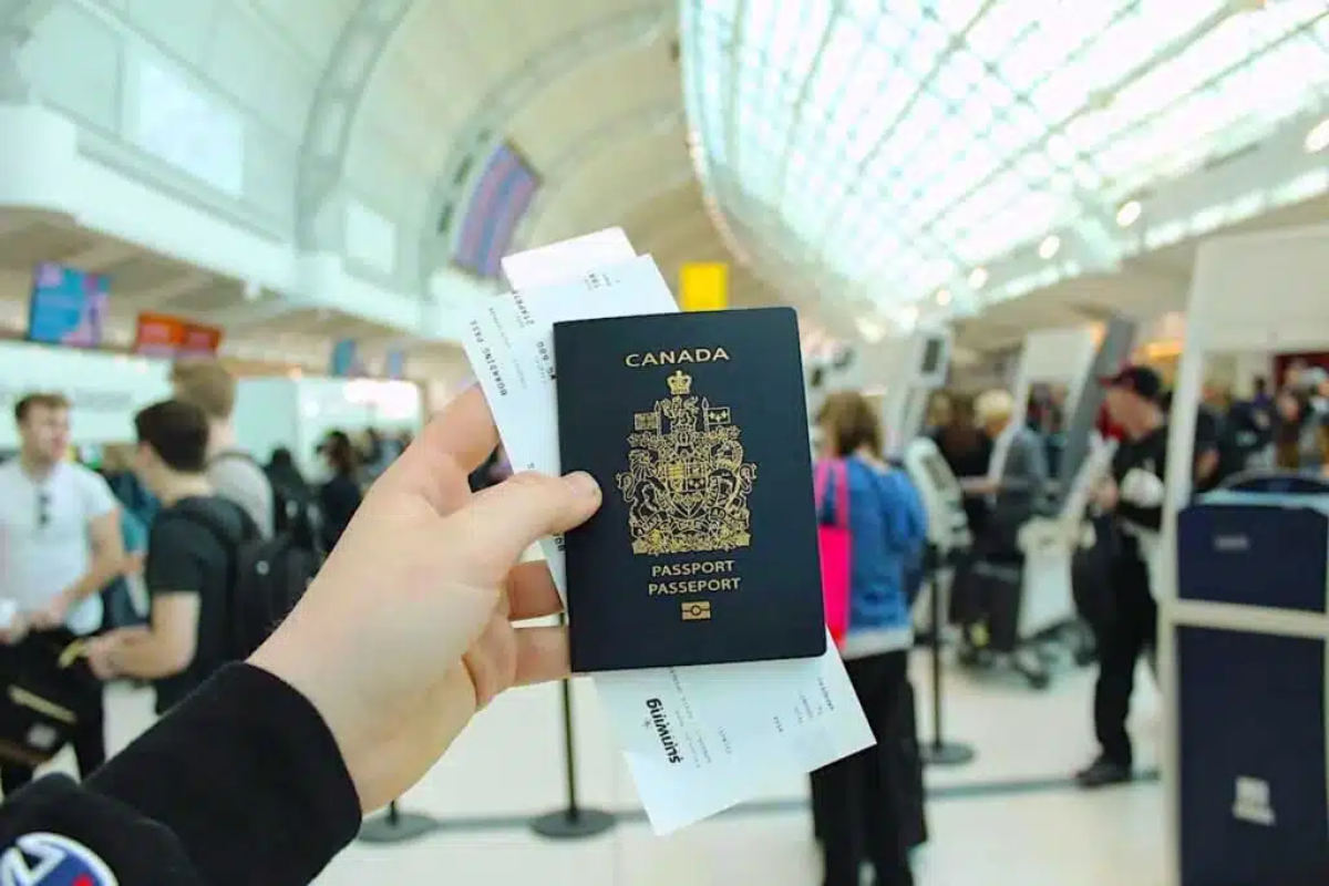 Do Canadians Need an E Visa for Vietnam? 🇻🇳 Find out the visa rules Canadian travelers need to know