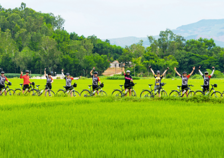 Vietnam cycling tours