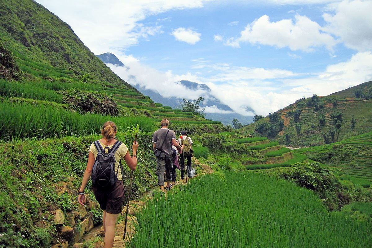 Take in sweeping valley views and winding mountain paths with a memorable Sapa trekking itinerary