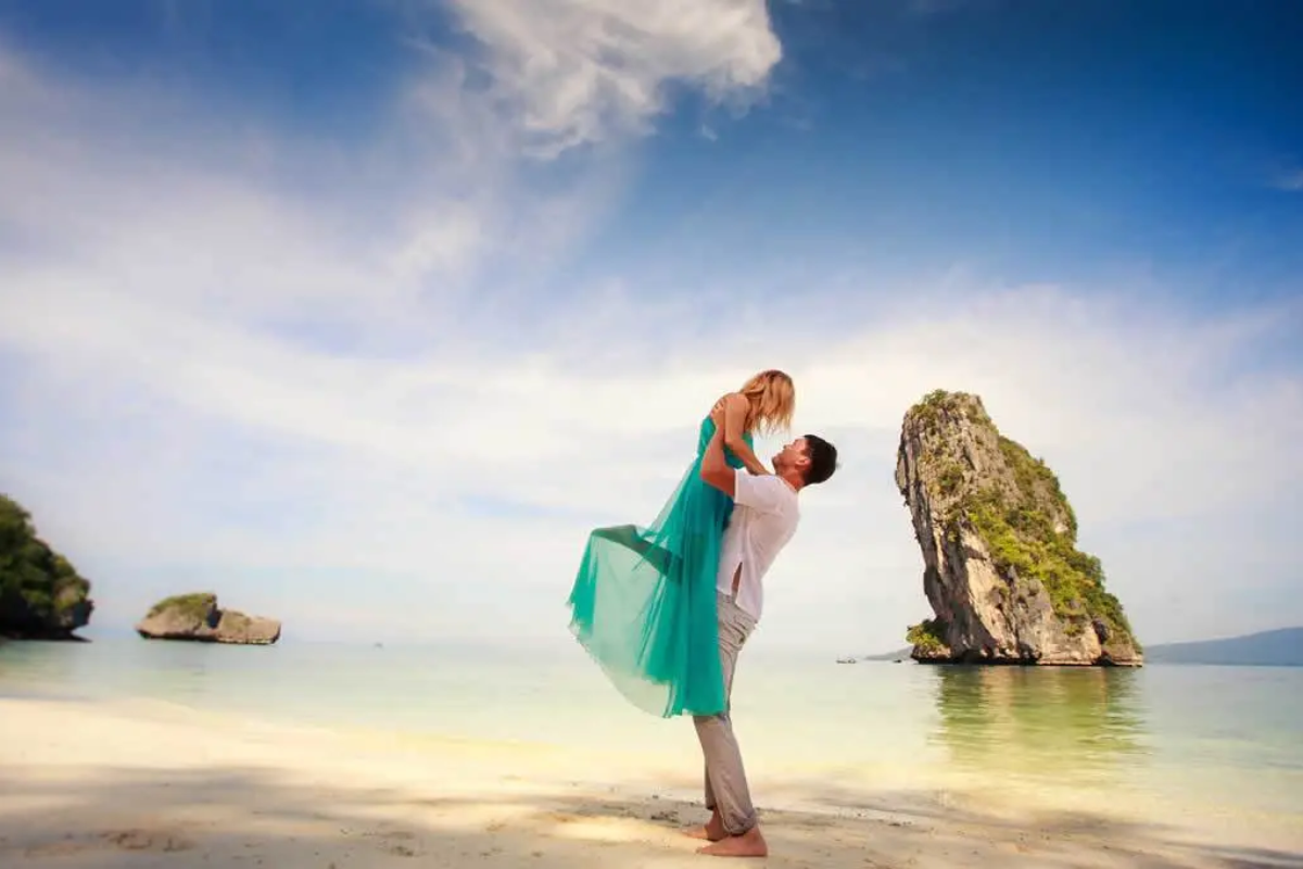 Plan the perfect Vietnam honeymoon itinerary with the best time to explore each region