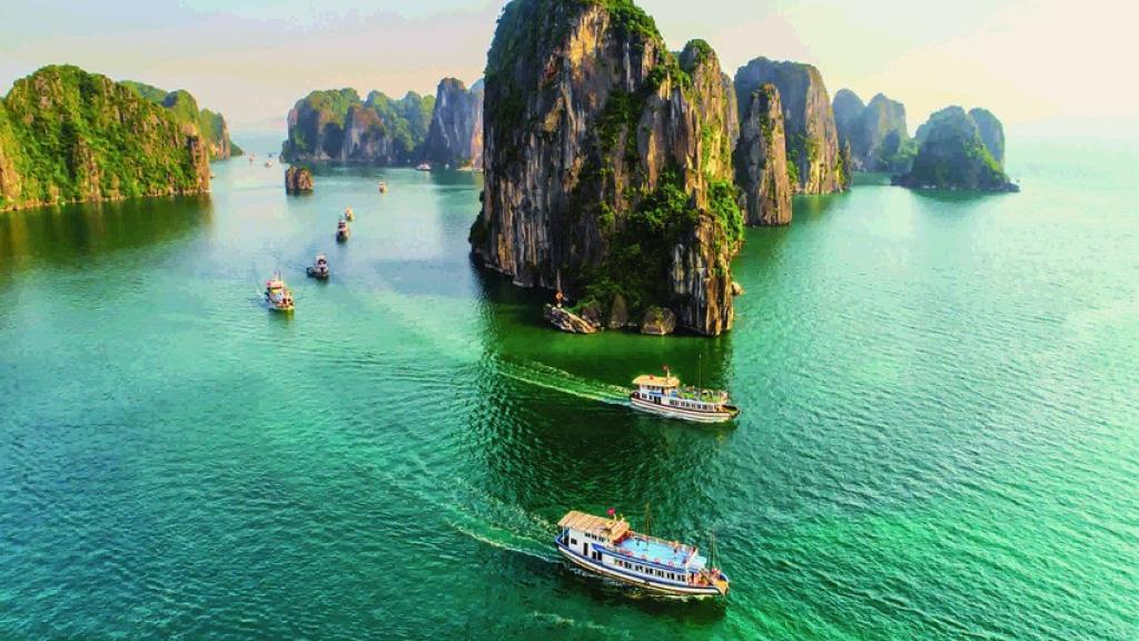 Vietnam Itinerary 18 Days designed for travelers seeking an in-depth exploration of the country from North to South